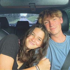 Meet your Posher, Paige